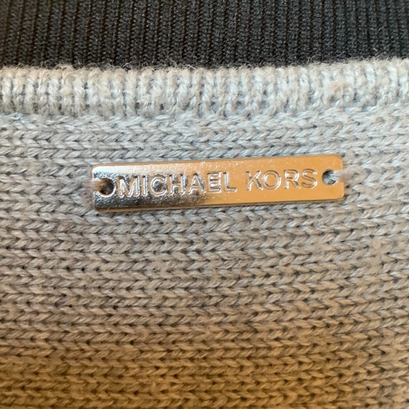 Knit Zipper Detailed Tunic Sweater - Picture 3 of 4